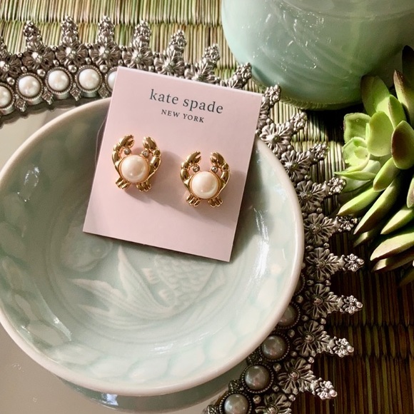 Kate Spade Shore Thing Crab Pearl Earrings NWT - Picture 4 of 9